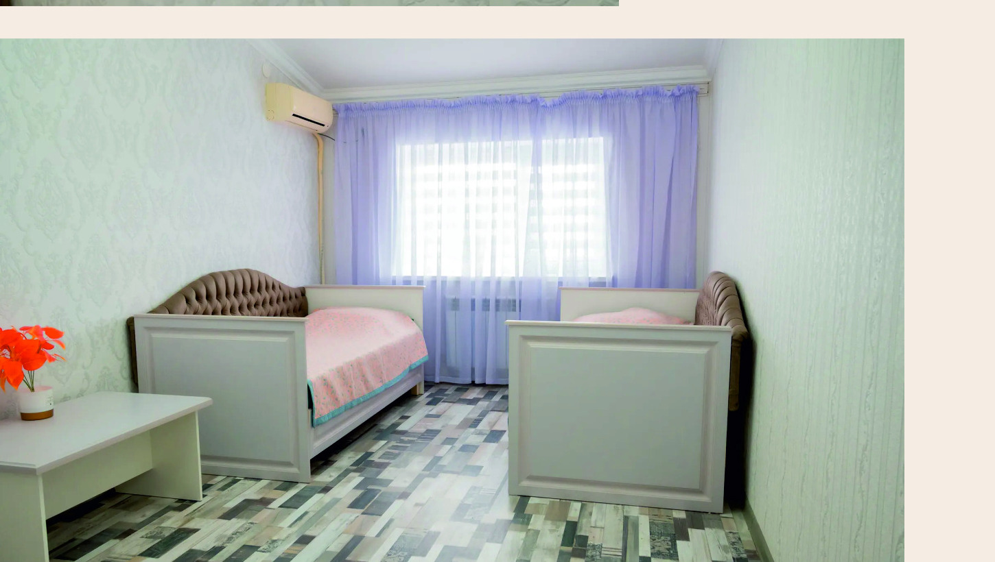 Second angle of Family room at SAYA Thermal