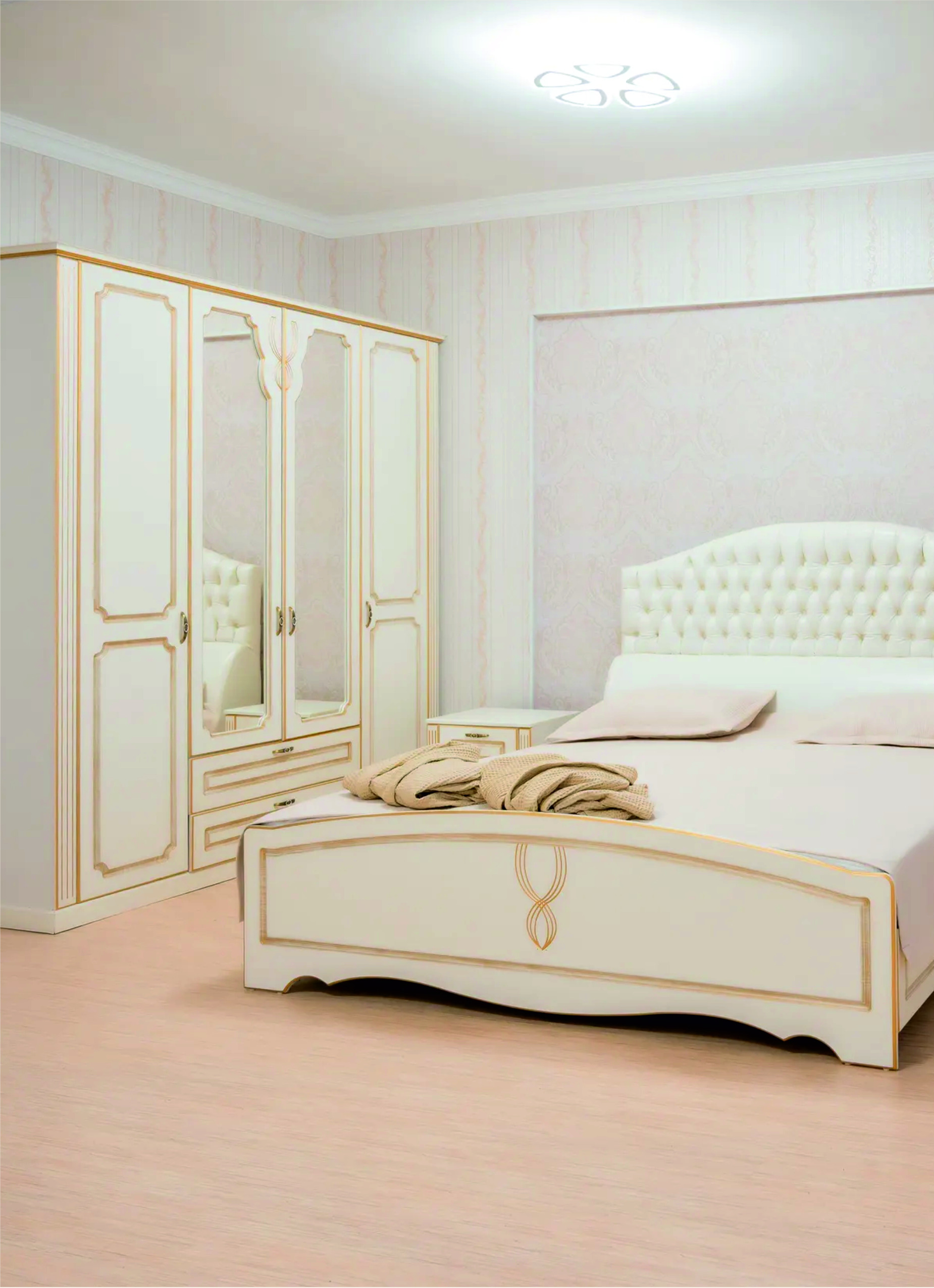 Lux room at SAYA Thermal